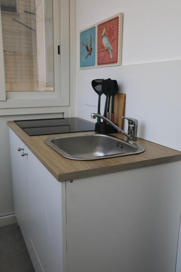 Interno 11 City View With Kitchen - 70 Mq Bari Exterior foto