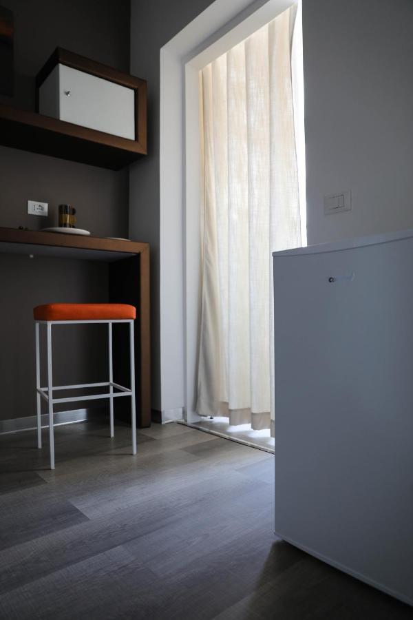 Interno 11 City View With Kitchen - 70 Mq Bari Exterior foto